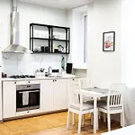 Stylish And Cozy Apartment In Riga Center