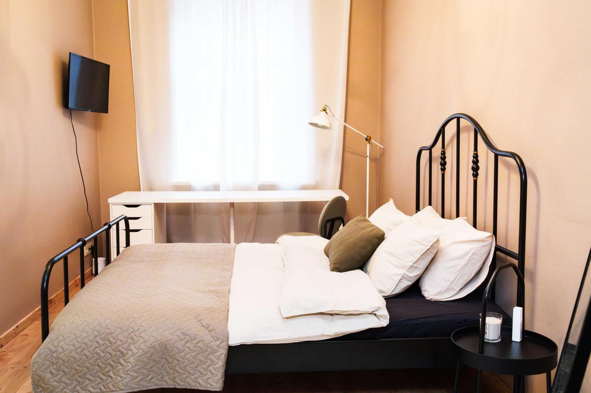 Stylish And Cozy In Center Huoneisto